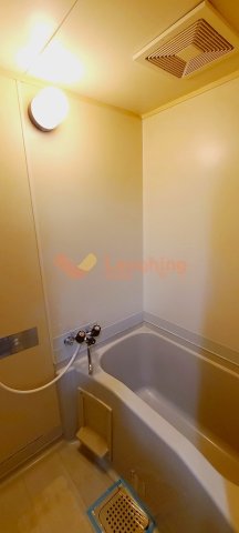 バス・シャワールーム　お風呂で日々の疲れを落としましょう