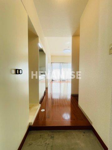 玄関　※類似間取りのお部屋の参考画像です※現況を優先します