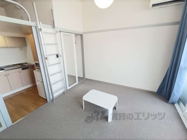 居室・リビング　居室