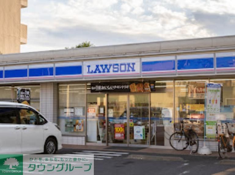 コンビニ　ローソン千住桜木一丁目店（コンビニ）まで300m