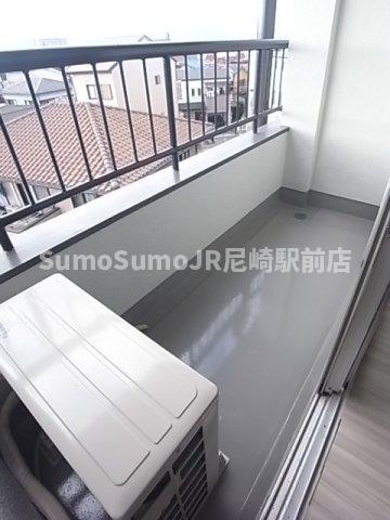 バルコニー　バルコニー付きです