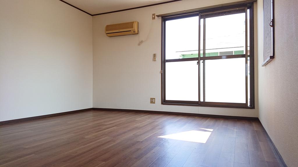 居室・リビング　洋室8帖　エアコン・収納付