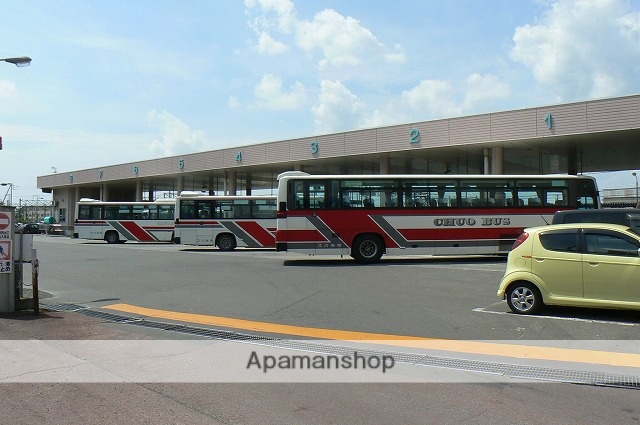 その他　バスターミナル（その他）まで465m