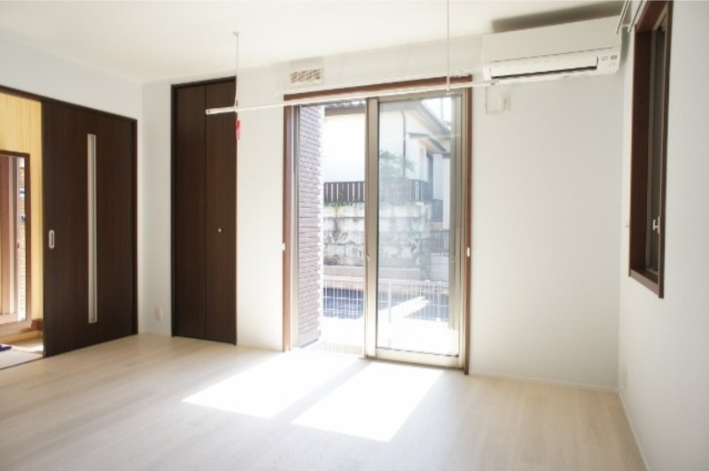 居室・リビング　図面と現状に相違がある場合には現状を優先