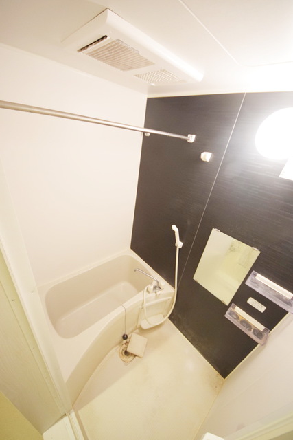 バス・シャワールーム　～１日の疲れを流しましょう～