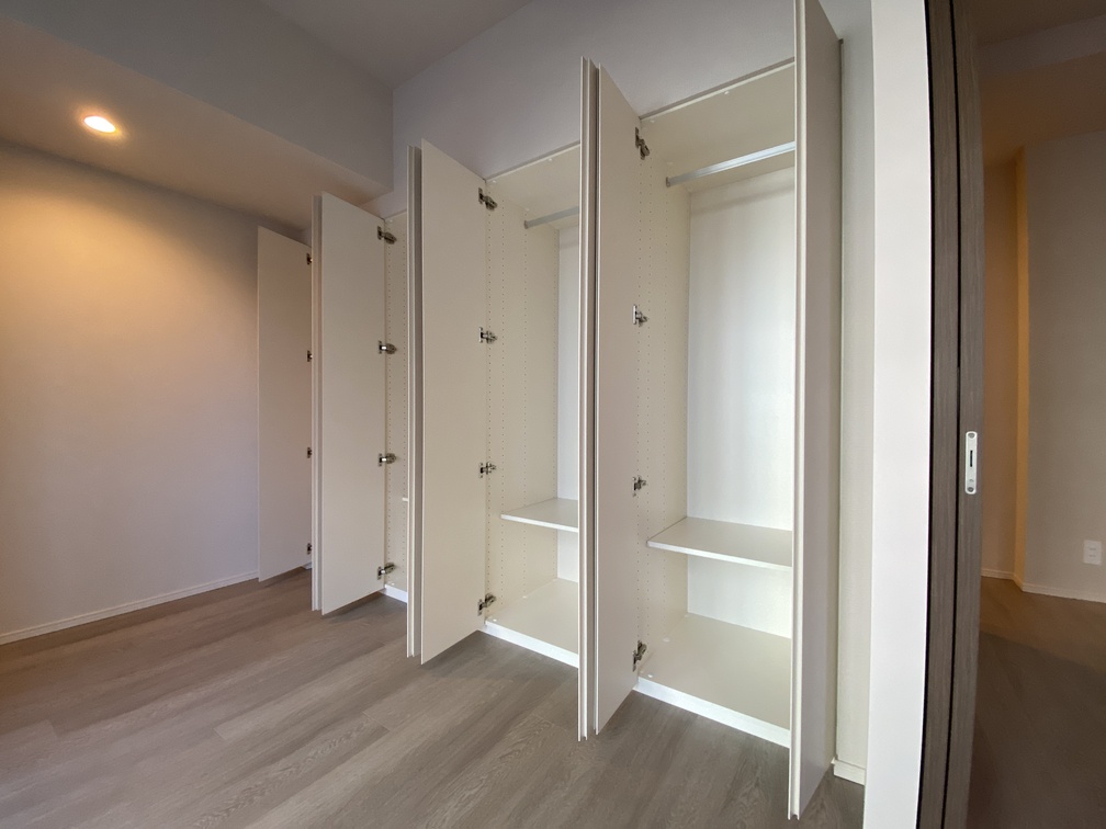 収納　■室内参考写真