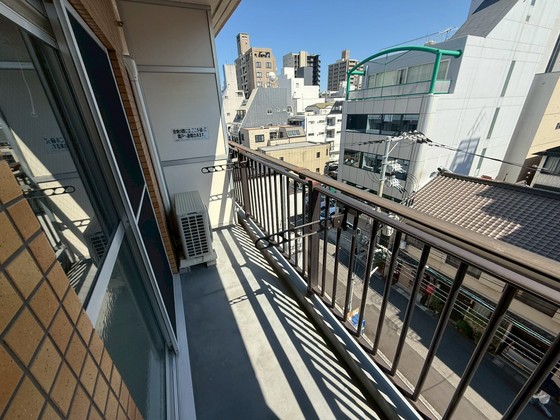 バルコニー　※別部屋の写真です