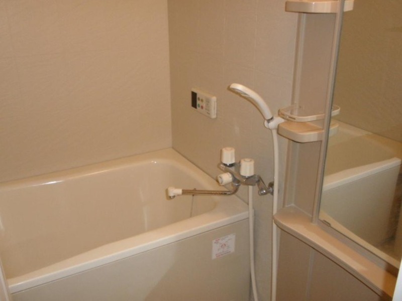 バス・シャワールーム　図面と現状に相違がある場合には現状を優先