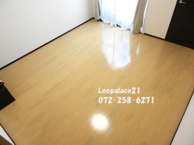 居室・リビング　建築中の為　同タイプの室内写真になります。