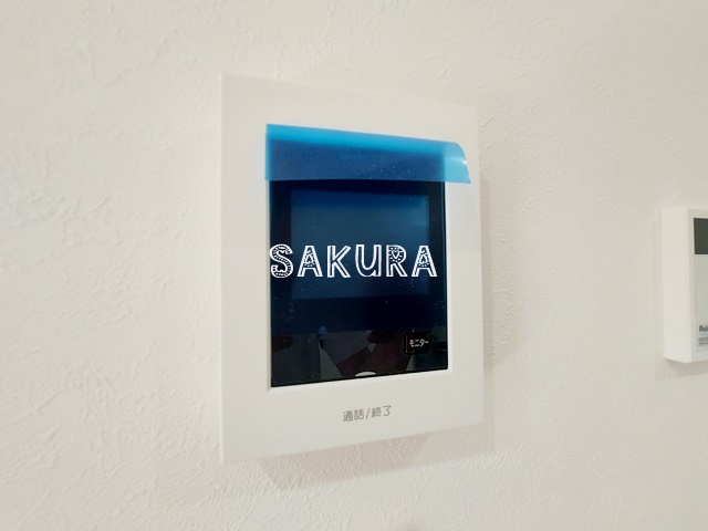 セキュリティ　女性の方でも安心のモニター付きインターホン♪