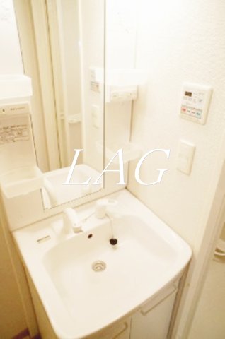 洗面設備　洗面台です。