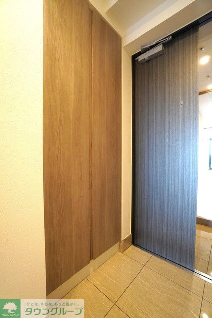 玄関　※写真は同タイプ住戸です。
