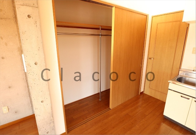 収納　コート掛けられます