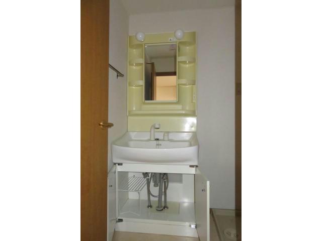 洗面設備　洗髪洗面化粧台