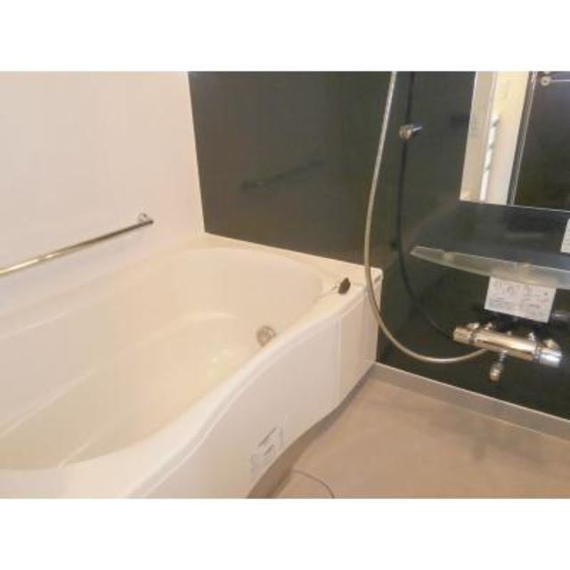 バス・シャワールーム　※写真は同タイプ住戸です。