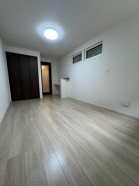 収納　※全て別号室のお写真。内装等参考にしてください。