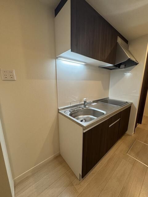 キッチン　※全て別号室のお写真。内装等参考にしてください。