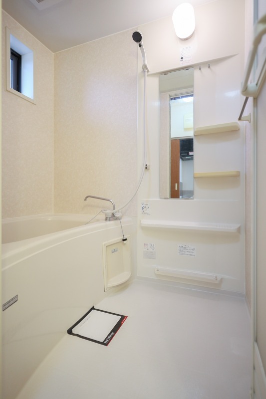 バス・シャワールーム　図面と現状に相違がある場合には現状を優先