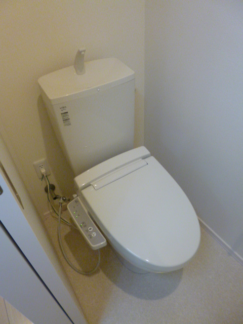 トイレ　★温水洗浄便座★