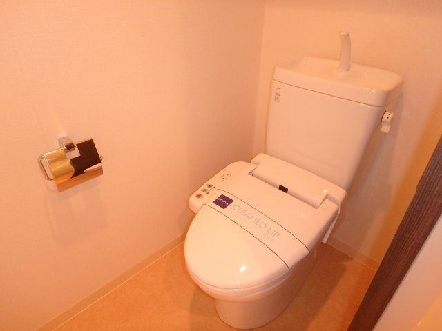 トイレ　別部屋参考写真です