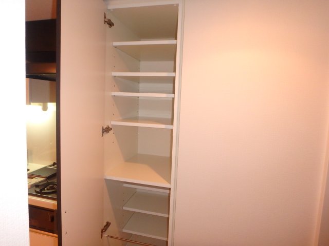 玄関　別部屋参考写真です