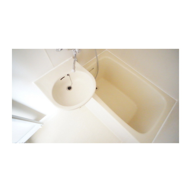 バス・シャワールーム　バス（同仕様タイプ）