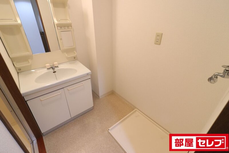 洗面設備　※１０５号室の写真です。