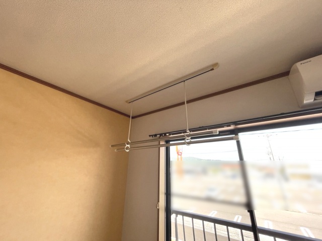 その他設備　室内物干しついてます♪