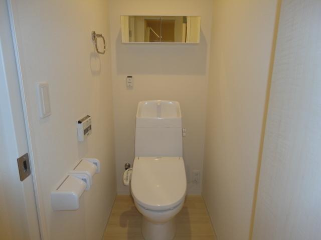 トイレ　シャワー付トイレ