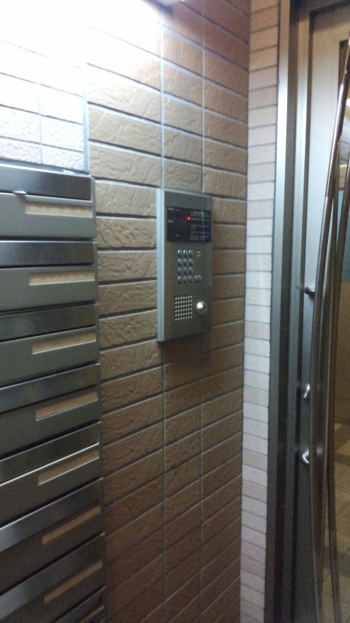 エントランス　オートロック