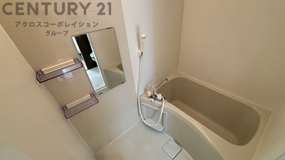 バス・シャワールーム　落ち着く空間のバスルーム♪