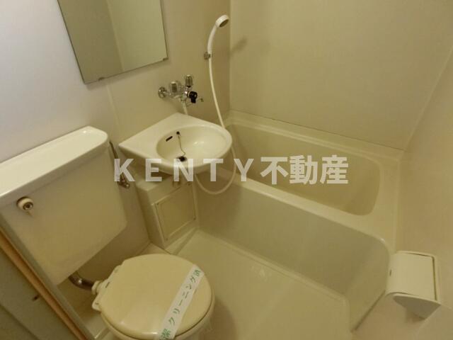 バス・シャワールーム　他号室同間取の写真です