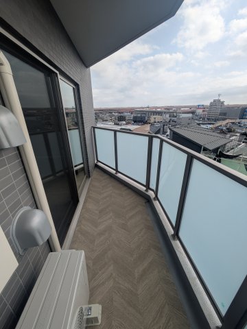 バルコニー　陽当たり良好なバルコニーです