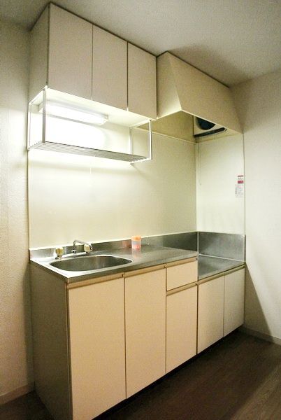 キッチン　★日当たり・住環境良好です★