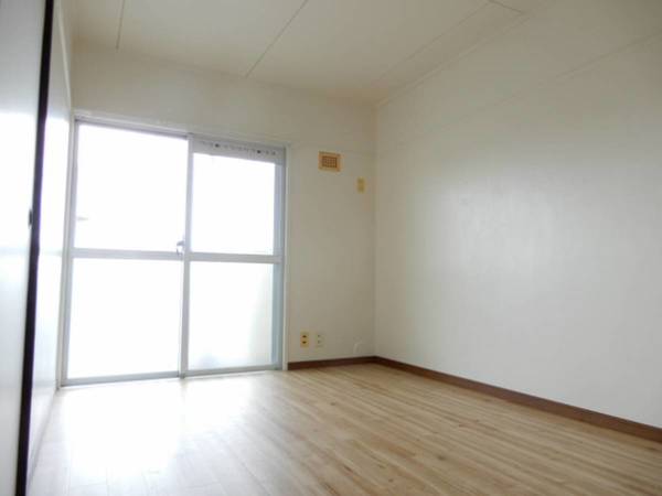 居室・リビング　ビレッジハウスの同一物件・同一タイプの間取りの写真です