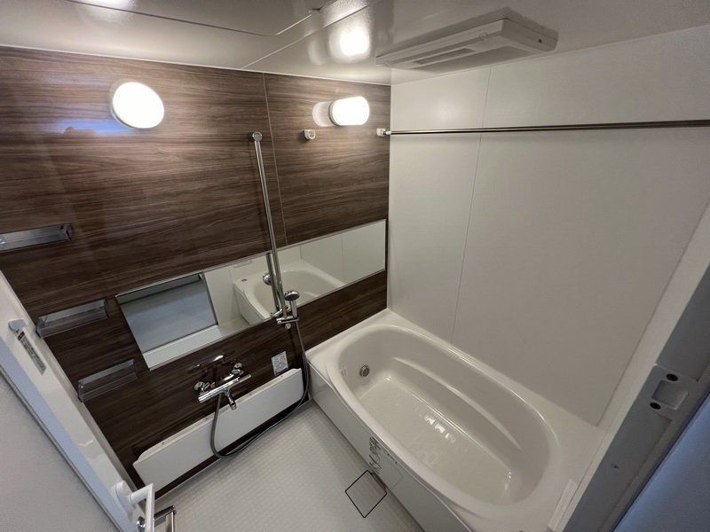 バス・シャワールーム　バス