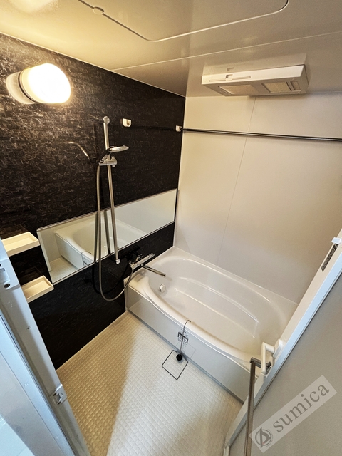 バス・シャワールーム　ゆったりお寛ぎください♪♪