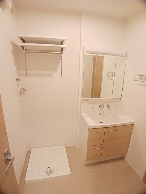 洗面設備　洗髪洗面化粧台