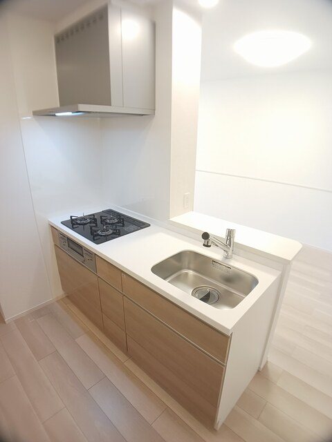 キッチン　3口ガスコンロ