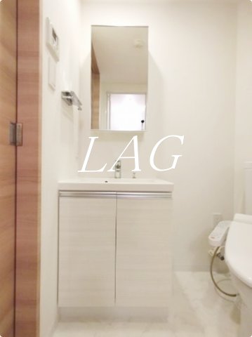 洗面設備　洗面台です。