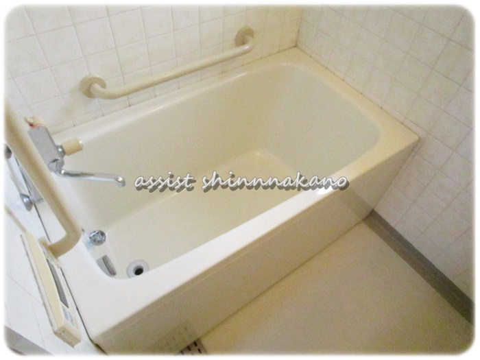 バス・シャワールーム　別号室の参考写真です