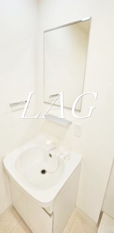 洗面設備　独立洗面台です。