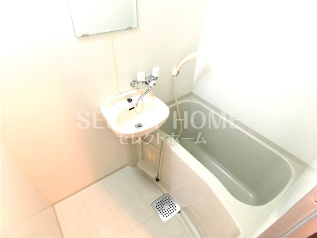 バス・シャワールーム　きれいなお風呂です