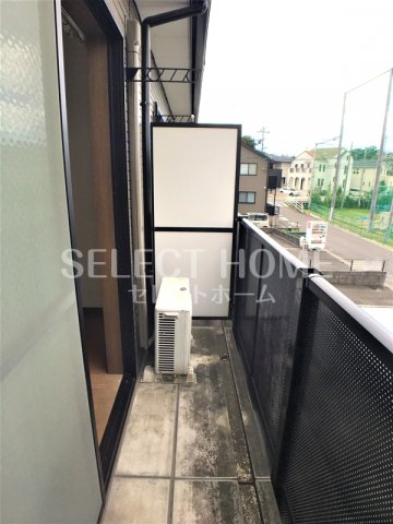 バルコニー　開放的で明るい空間を演出してくれるバルコニーです