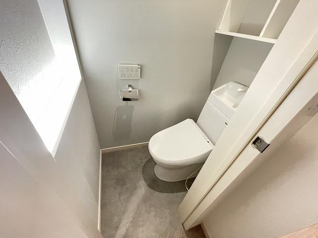 トイレ　トイレ