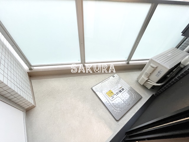 バルコニー　便利で嬉しいバルコニー付きです♪