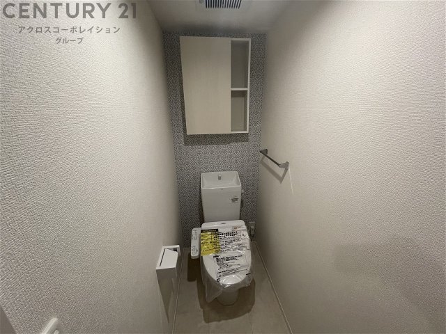 トイレ　温水洗浄便座機能付き♪