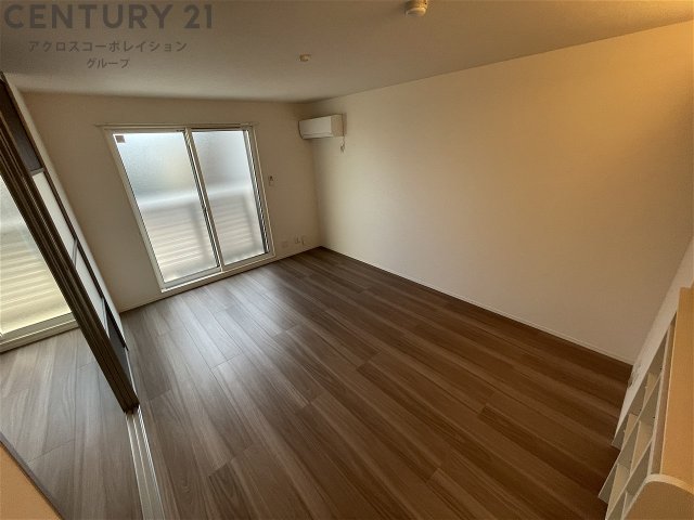 居室・リビング　カウンターキッチンのあるリビングです♪