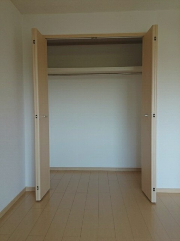 収納　図面と現状に相違がある場合には現状を優先