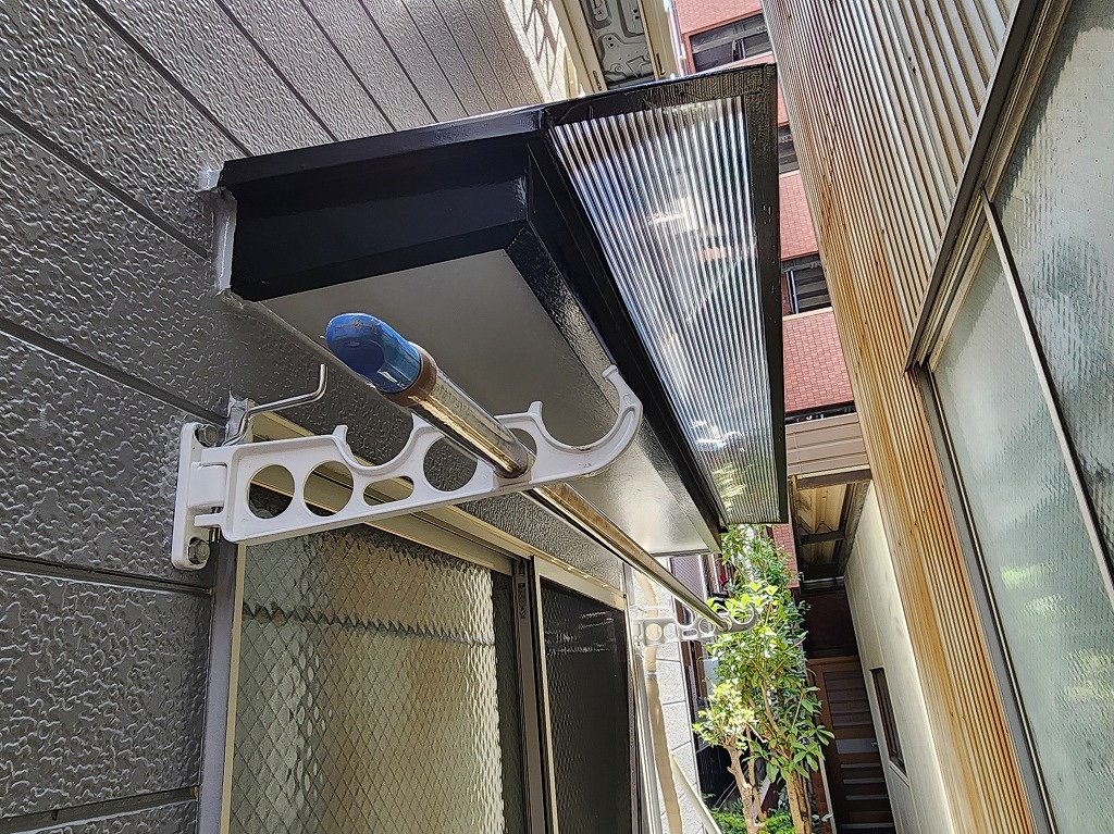 バルコニー　物干しございます。